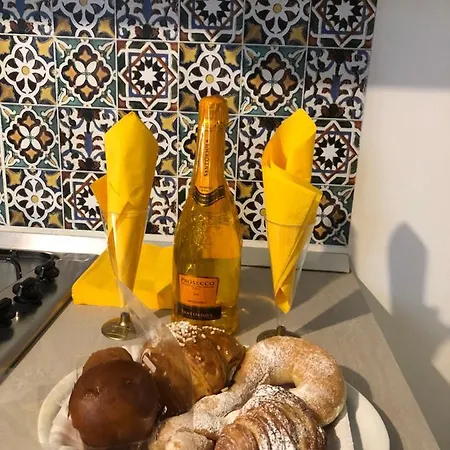 לינה וארוחת בוקר Domus Narciso Gallery