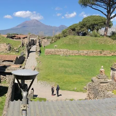 Domus Narciso Gallery לינה וארוחת בוקר *